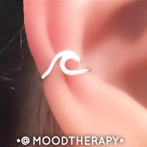 Ocean Wave Ear Cuff Fake Conch/Cartilage Earring Clips On - No Piercing Needed!